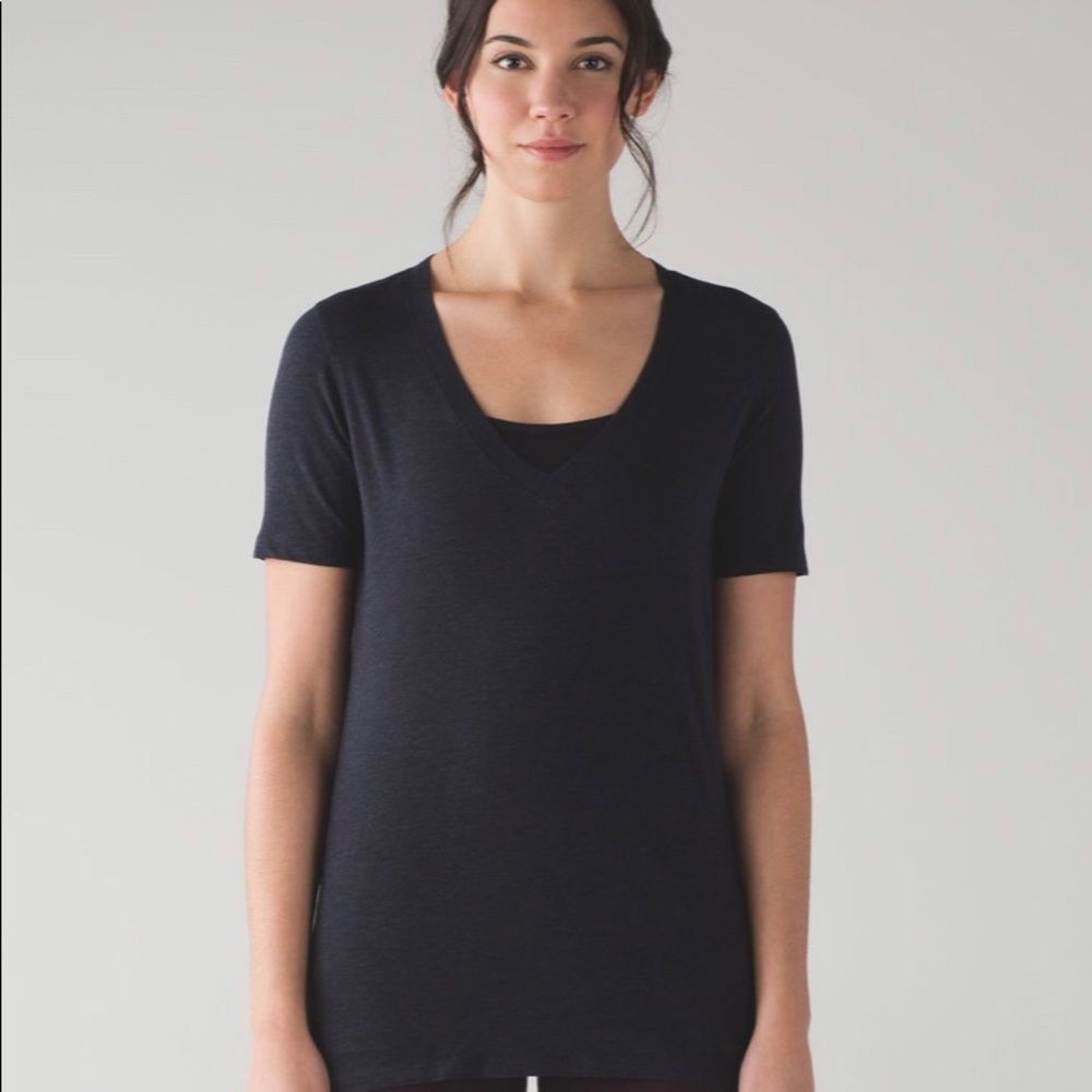 Lululemon Love Tee IV Navy Size 2